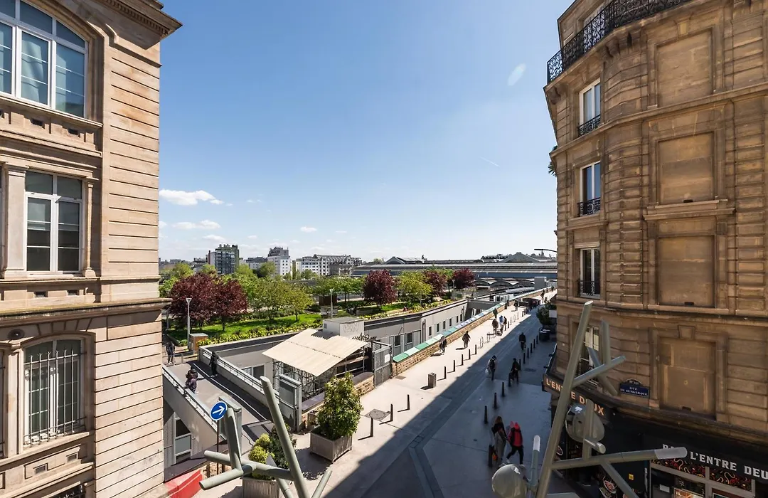 Hotel Bristol Nord Paris-1